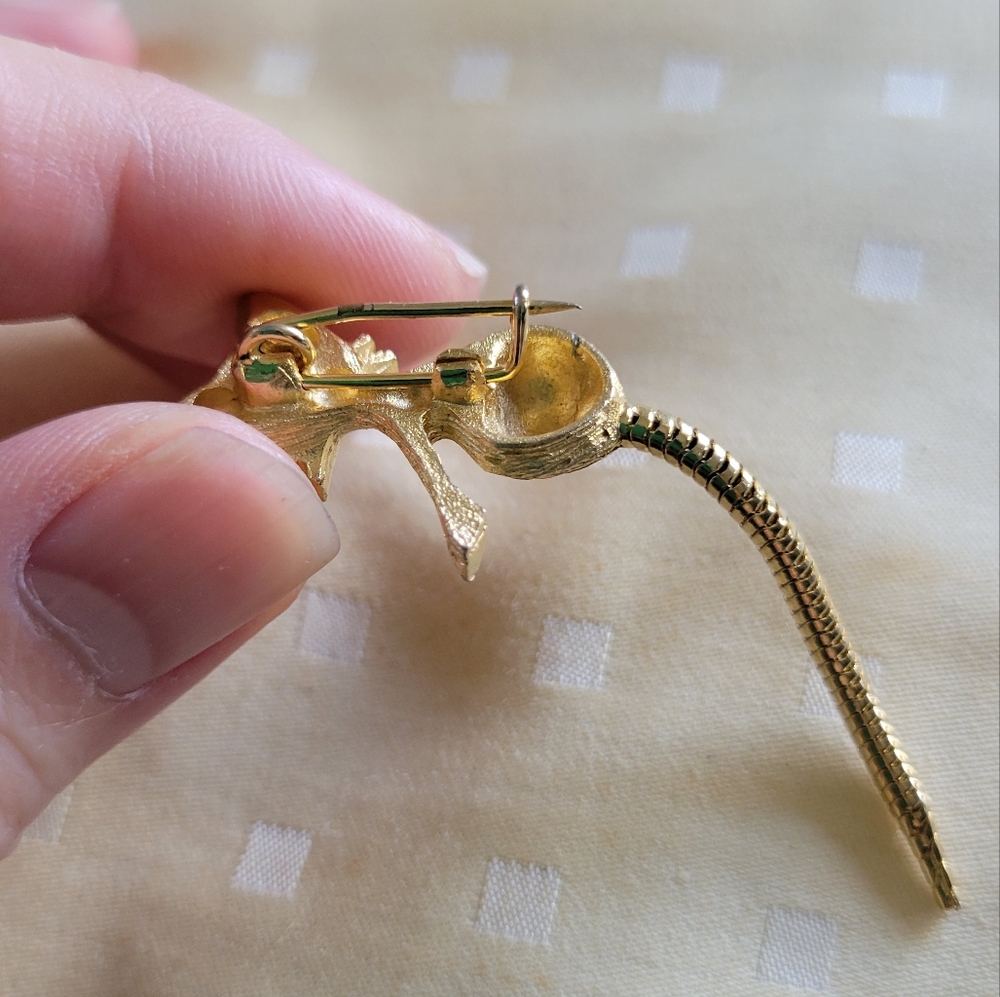 VTG Cute Green Eyed Gold Tone Movable Cat Brooch - Picture 3 of 6